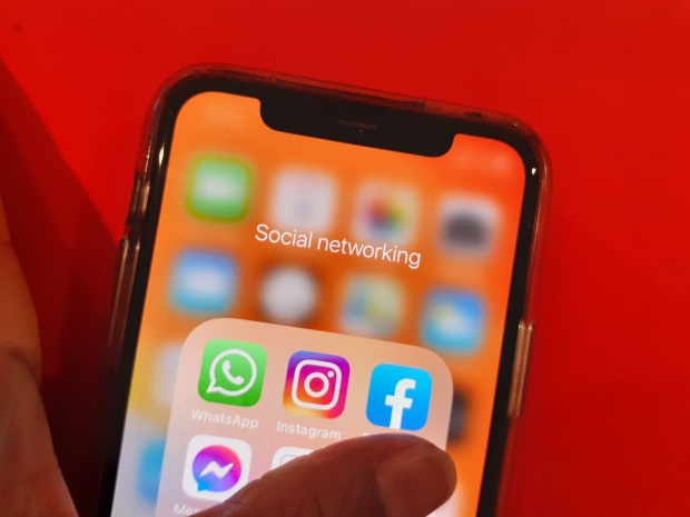 FACEBOOK and Instagram appear to be back up after a seven-hour outage that sparked chaos online.